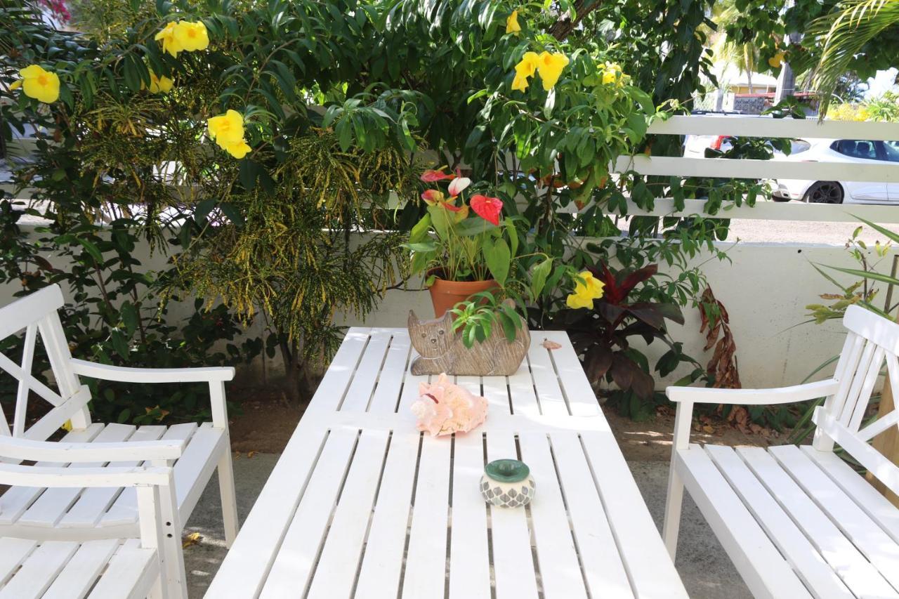 Apartamento Le Colibri Et Le Frangipanier Trinite  Exterior foto