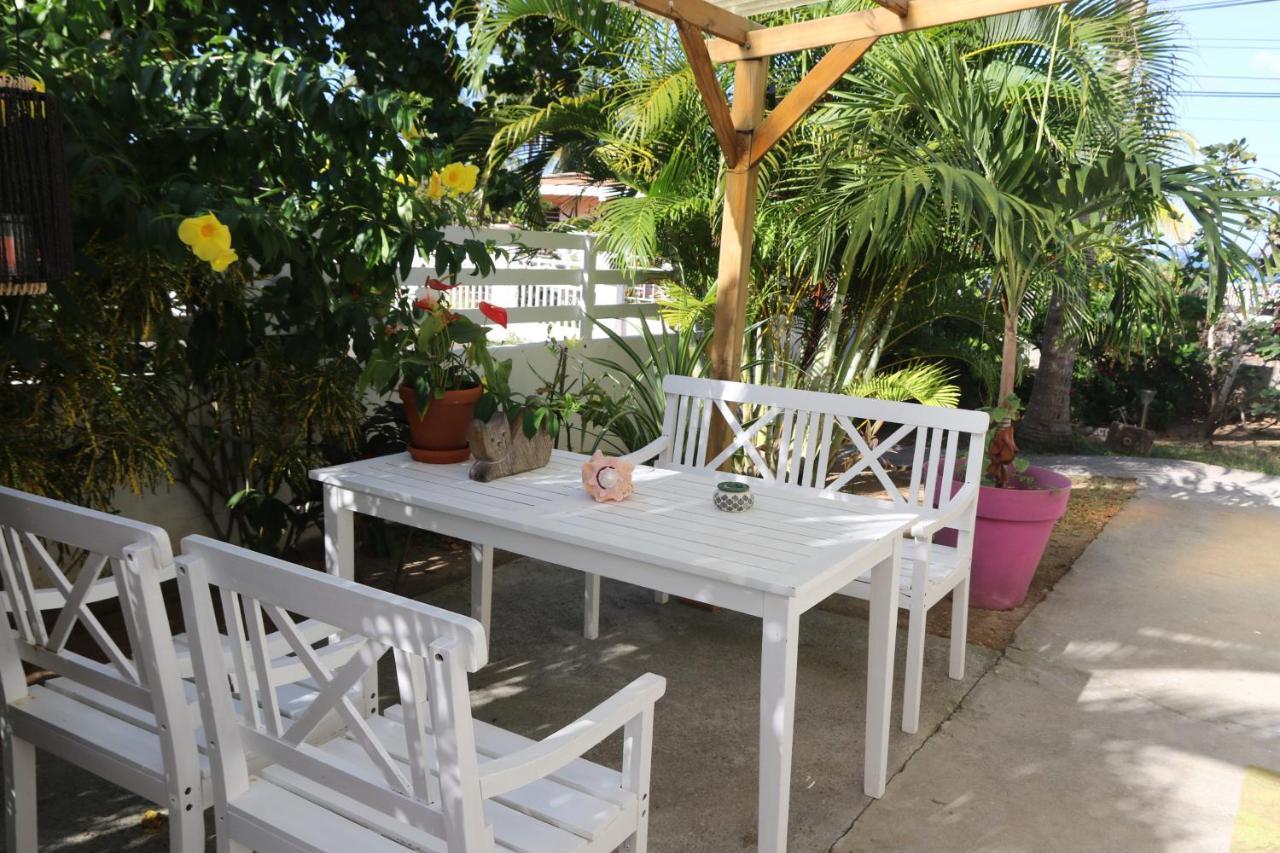 Apartamento Le Colibri Et Le Frangipanier Trinite  Exterior foto